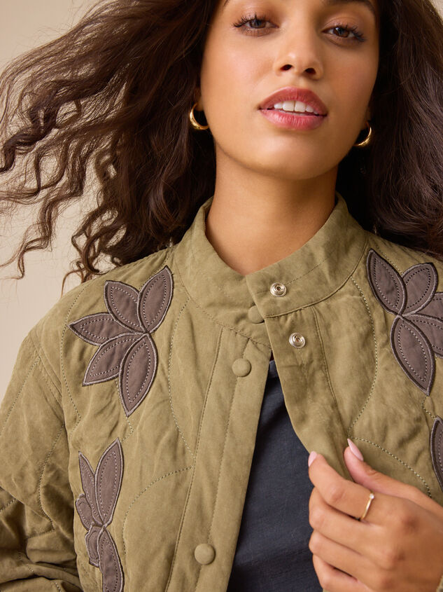 Solera Quilted Bomber Jacket Detail 3 - TULLABEE