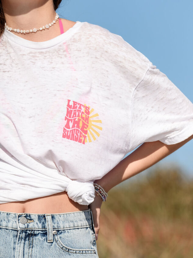 Let's Watch The Sunset Graphic Tee Detail 3 - TULLABEE