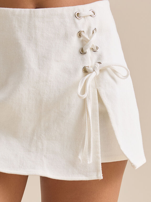 Emmy Lace Up Skort Detail 3 - TULLABEE