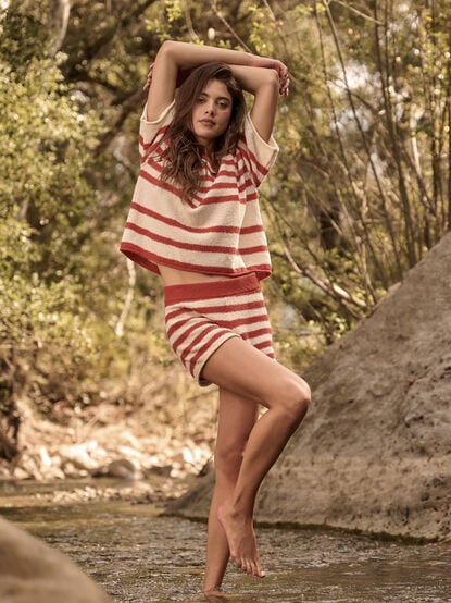 Lax Sweater Shorts - TULLABEE