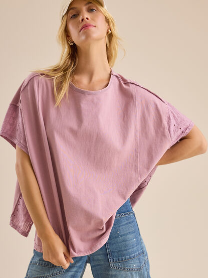Zelda Embroidered Oversized Tee - TULLABEE