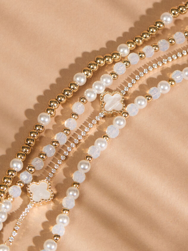 Sparkling Clover Smart Watch Band Detail 3 - TULLABEE