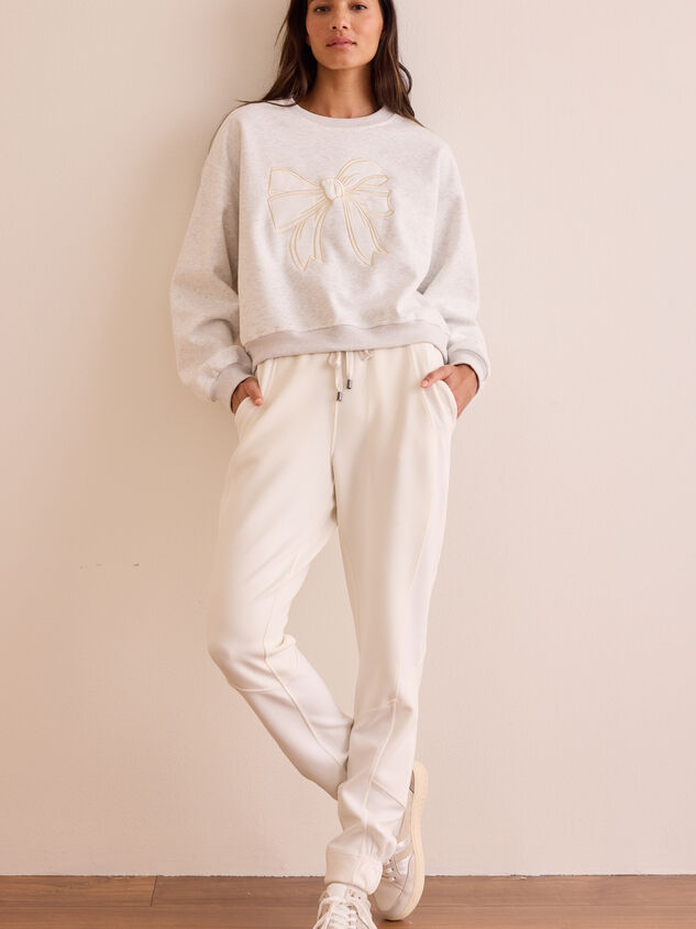 In Bow Motion Embroidered Cropped Pullover Detail 3 - TULLABEE