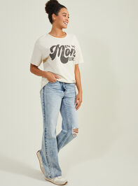 In My Mom Era Graphic Tee - TULLABEE