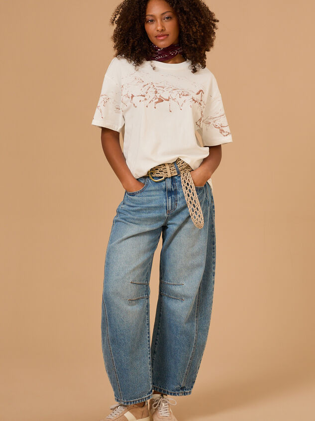 Running Horses Oversized Tee Detail 3 - TULLABEE