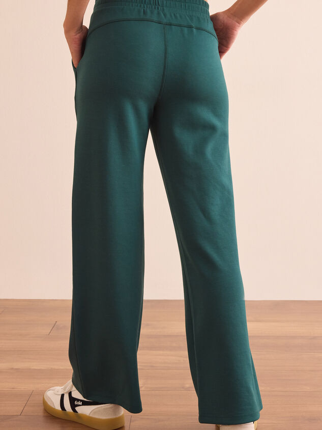 Keeping Cozy Wide Leg Pants Detail 4 - TULLABEE