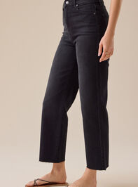 Kori Straight Leg Jeans Detail 3 - TULLABEE