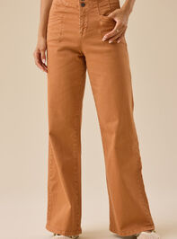 Gabi Double Button Pant Detail 2 - TULLABEE