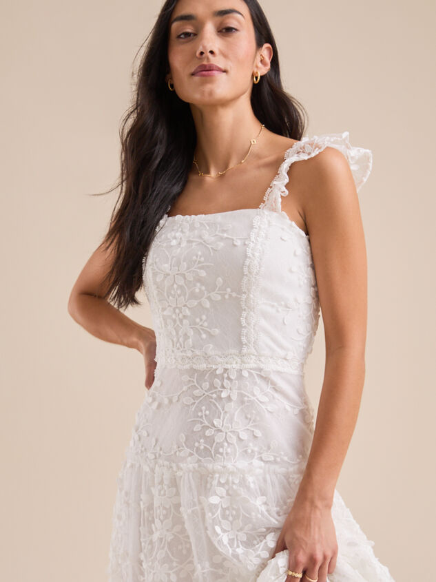 Kallie Lace Tiered Maxi Dress Detail 3 - TULLABEE