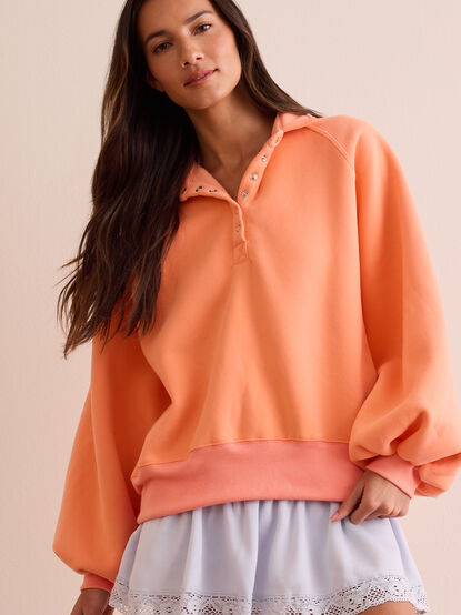 Peak Balloon Sleeve Pullover - TULLABEE