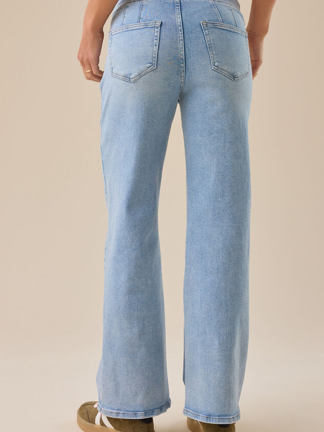 Tyla Wide Leg Jeans Detail 4 - TULLABEE