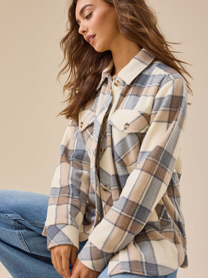 Cole Fleece Shacket - TULLABEE