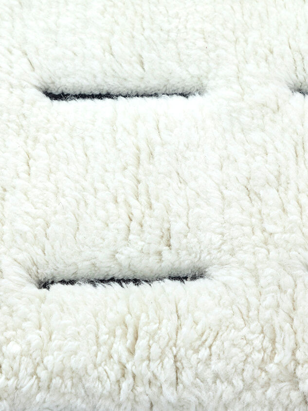 Yucca Handwoven Rug Detail 4 - TULLABEE