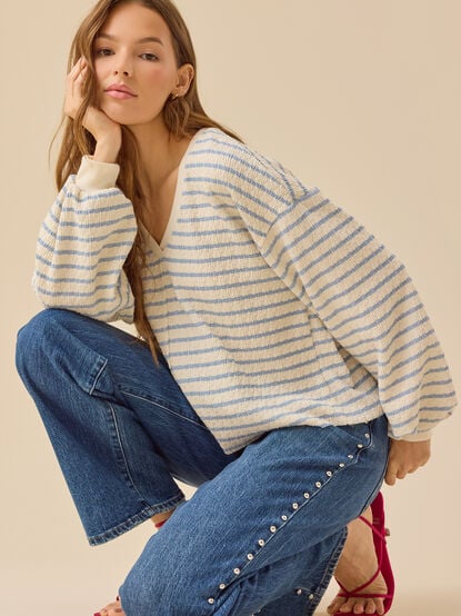 Raelynn V-Neck Striped Top - TULLABEE