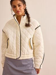 Cloud Bound Quilted Jacket Detail 2 - TULLABEE