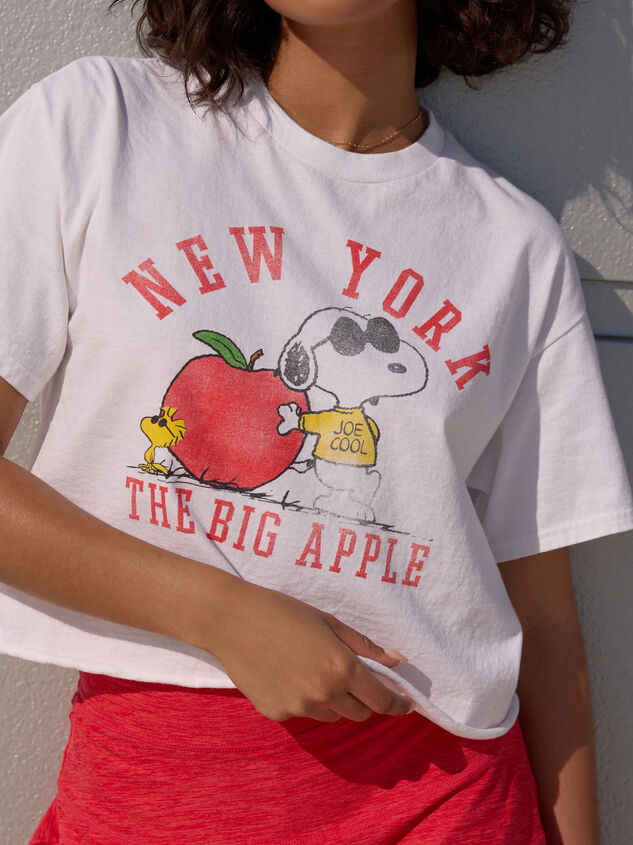 Peanuts Big Apple Boxy Tee Detail 2 - TULLABEE