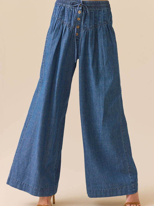 Hollis Smocked Pant Detail 2 - TULLABEE