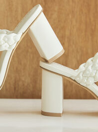 Carla Pearl Heels Detail 4 - TULLABEE