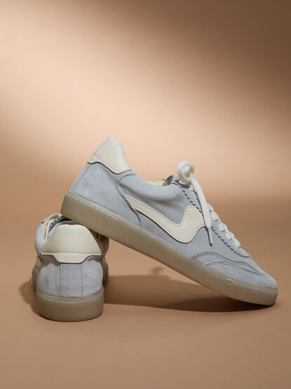 Notice Sneakers By Dolce Vita - TULLABEE