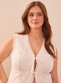 Alicia Embroidered Tie Front Woven Vest Detail 3 - TULLABEE