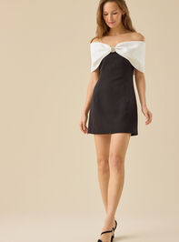 Elodie Off The Shoulder Mini Dress Detail 4 - TULLABEE