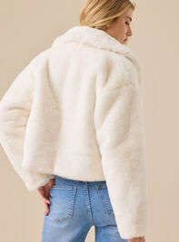 Savanna Fur Jacket Detail 4 - TULLABEE