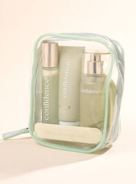 Signature Confidence Three Piece Gift Set Detail 2 - TULLABEE
