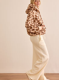 Luxe Leopard Fleece Hoodie Detail 3 - TULLABEE