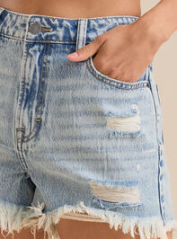 Anya Distressed Denim Shorts Detail 3 - TULLABEE