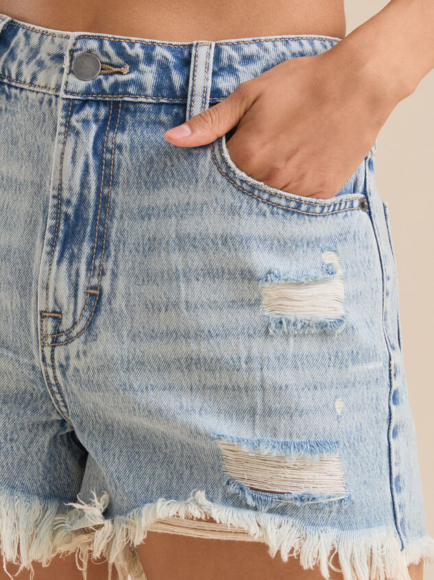 Anya Distressed Denim Shorts Detail 3 - TULLABEE