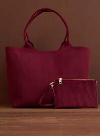 Robbie Tote - TULLABEE