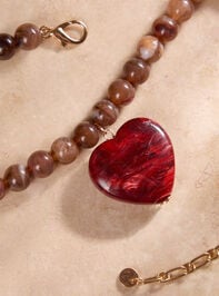 Bead Statement Heart Stone Necklace Detail 2 - TULLABEE