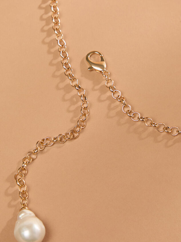 Baroque Pearl Necklace Detail 2 - TULLABEE