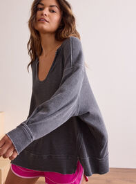 Throwdown Oversized Tee Detail 4 - TULLABEE