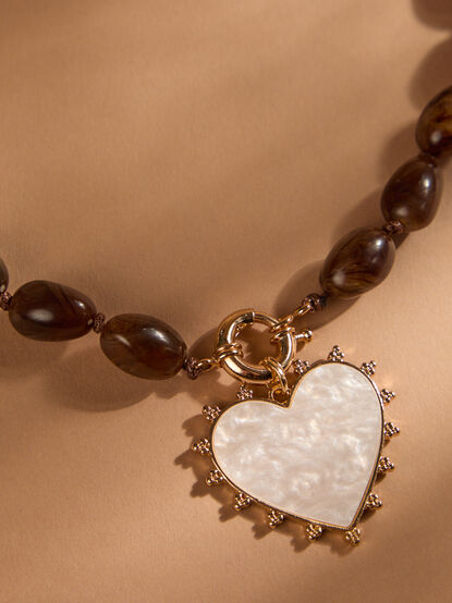 Mother of Pearl Heart Beaded Necklace - TULLABEE