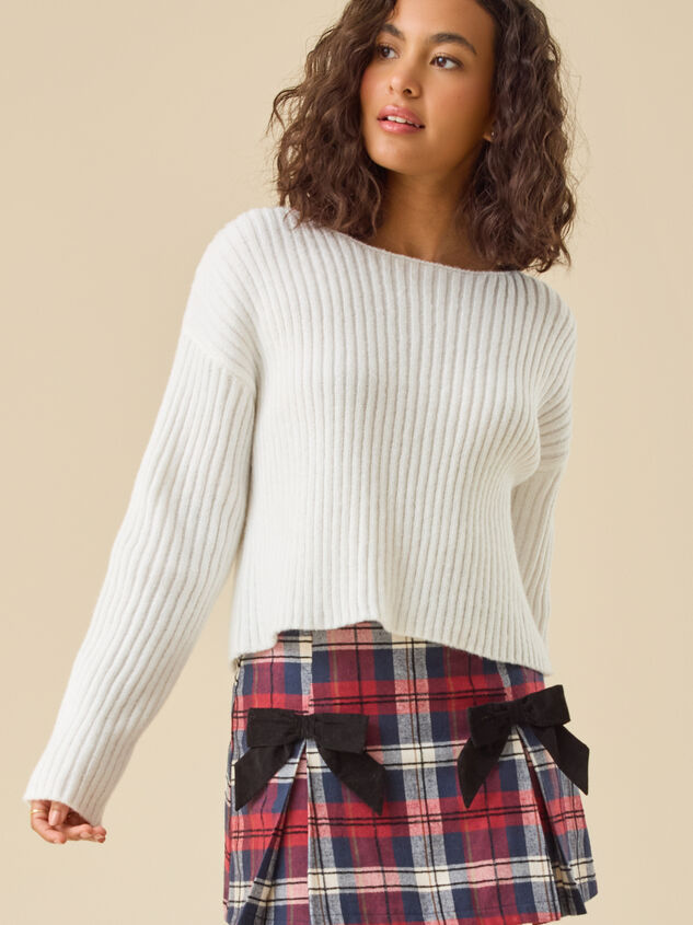 Debbie Cropped Sweater Detail 3 - TULLABEE