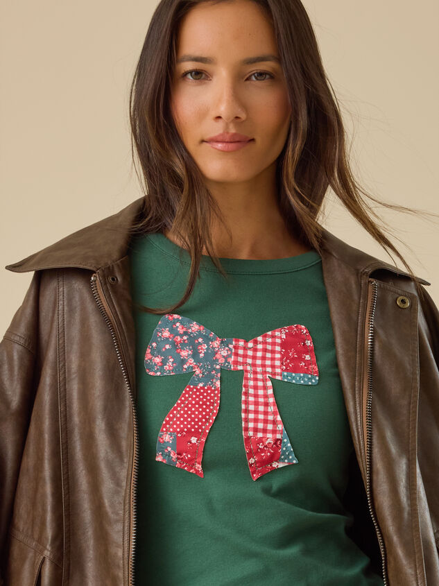 Evergreen Bow Patchwork Tee Detail 2 - TULLABEE
