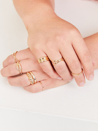 The Gold Ring Set - TULLABEE
