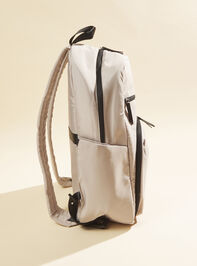 Deluxe Diaper Backpack Detail 2 - TULLABEE