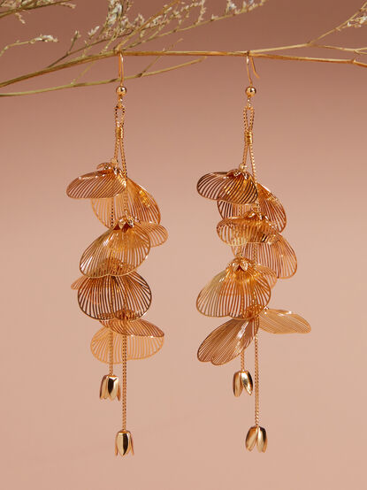 Metal Flower Dangle Earrings - TULLABEE