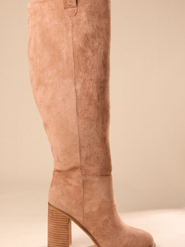 Angel Suede Boot Detail 2 - TULLABEE