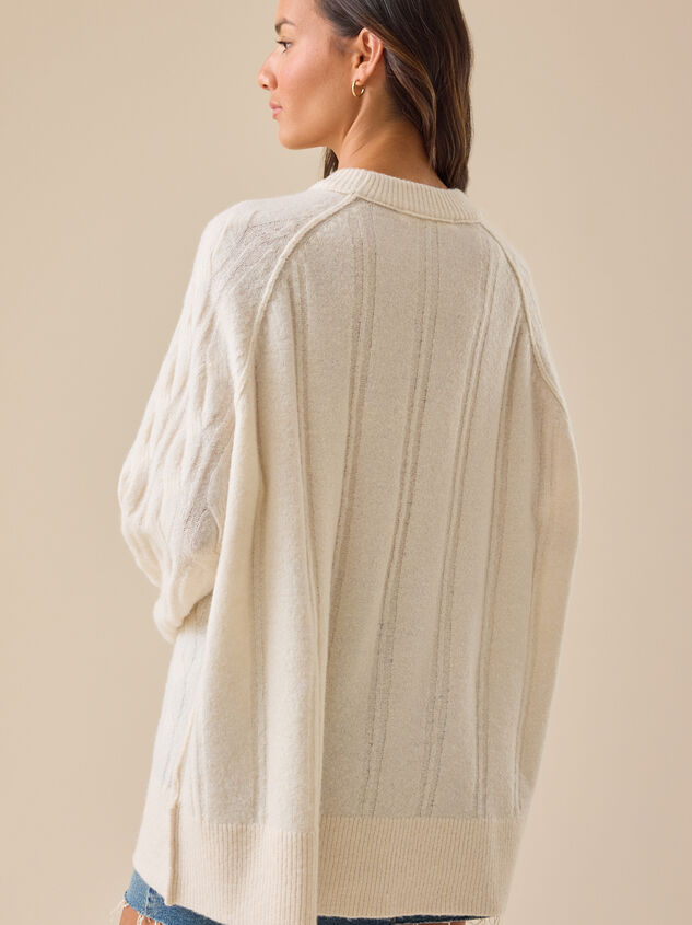 Maude Cozy Cable Sweater Detail 6 - TULLABEE