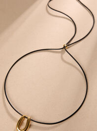 Golden Accent Cord Necklace Detail 2 - TULLABEE