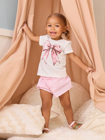 Bow Chic Graphic Tee - TULLABEE