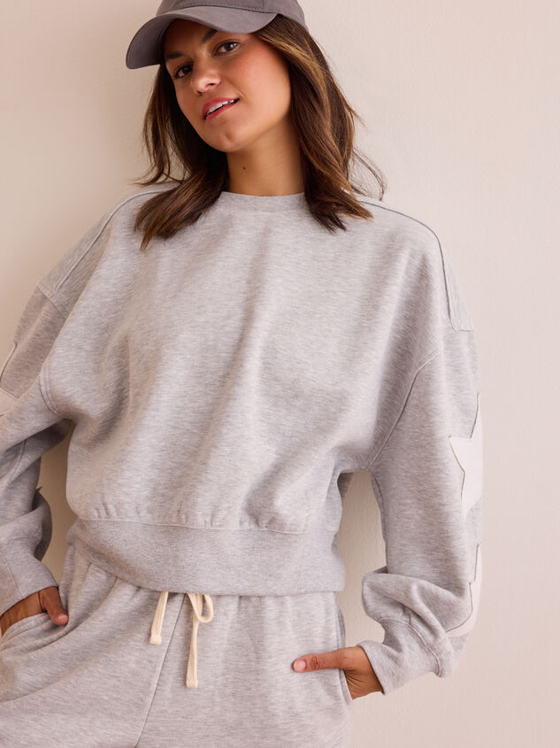 Rising Star Sweatshirt Detail 3 - TULLABEE