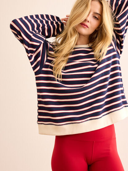 Lodge Day Striped Pullover - TULLABEE