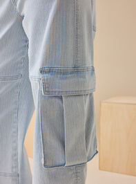 Carson Cargo Pant Detail 4 - TULLABEE