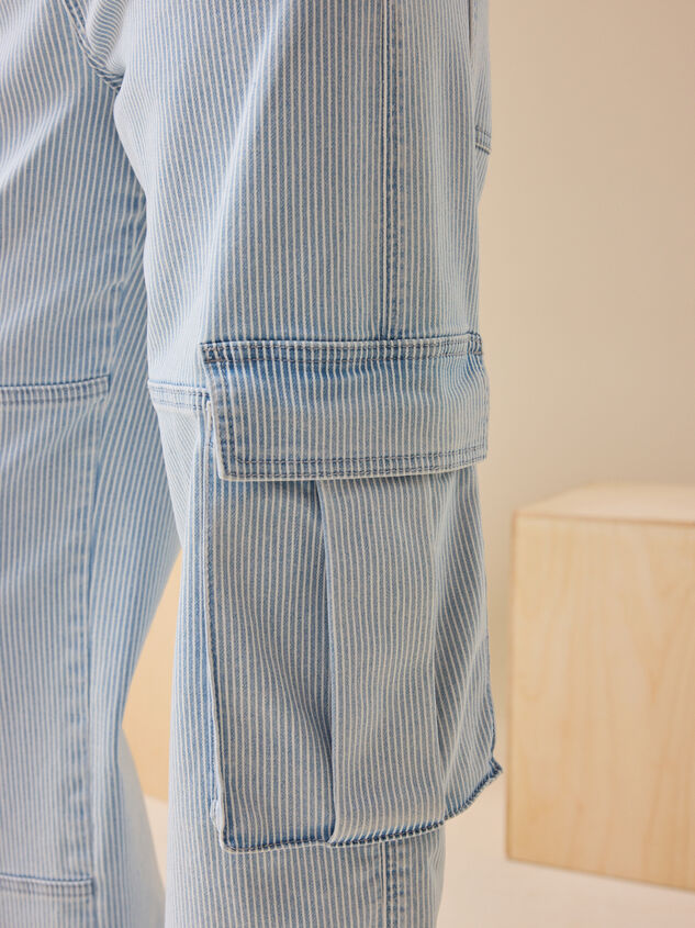 Carson Cargo Pant Detail 4 - TULLABEE