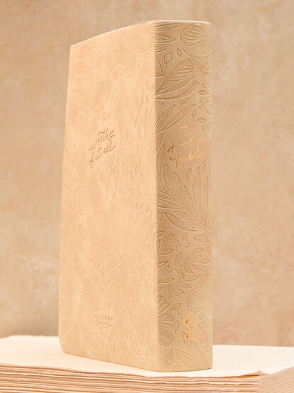 Hosanna Revival Compact Bible- Sonora Theme - TULLABEE