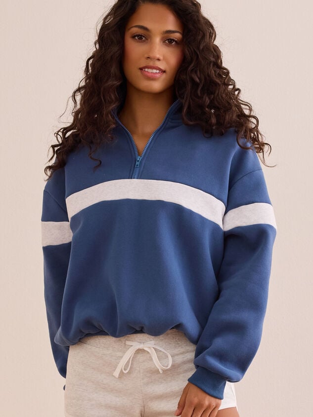 Defined Line Quarter Zip Pullover Detail 3 - TULLABEE
